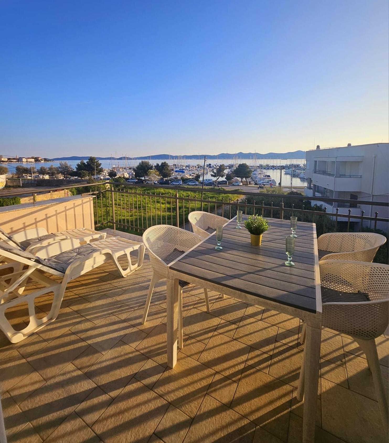 Apartment Lovre Задар Экстерьер фото
